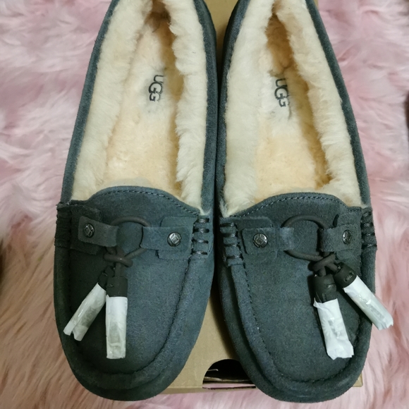 UGG Moccasins - Picture 3 of 5